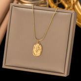 Vintage Simple Geometric Rose Pendant Necklace