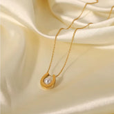 Gold Plated Stainless Steel U Shaped Pearl Round Pendant Necklaces