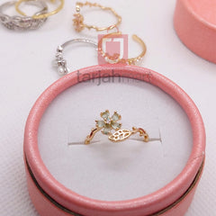 Women's stylish adjustable finger ring