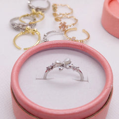 Women's Silver color finger ring