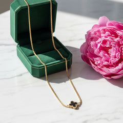 Women luxury necklace